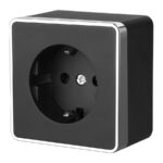 Розетка с заземлением Gallant (черный/хром)