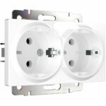 Розетка двойная с заземлением (белая)