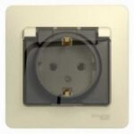 Schneider GLOSSA розетка с/з с крышкой/шторкой IP20 крем в сборе