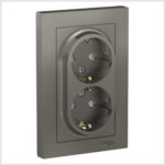 Розетка двойная с заземлением со шторками, 16А, в сборе, Сталь