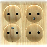 Schneider Этюд розетка 4-я б/з сосна (Дача)