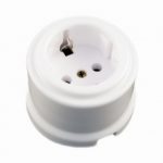 Bironi Розетка с заземлением керамика белый