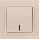 EL-BI Zena выключатель 1 кл. прох. с подсв. крем механизм
