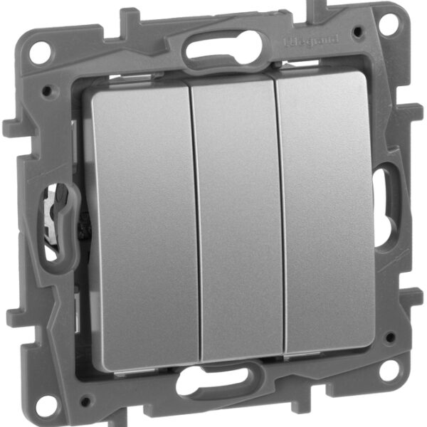 Legrand ETIKA Выключатель трехклавишный 10A 250B алюминий