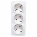 IONICH Трёхместная розетка с/з белая