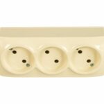 IONICH Трёхместная розетка б/з слоновая кость