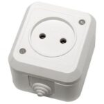 Makel полугерметичный IP44 розетка б/з белая