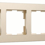 Рамка на 4 поста Platinum шампань