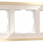 Рамка на 3 поста Baguette (айвори/латунь)